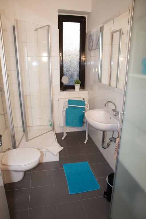 Apartmenthaus Lorbach Золинген Экстерьер фото